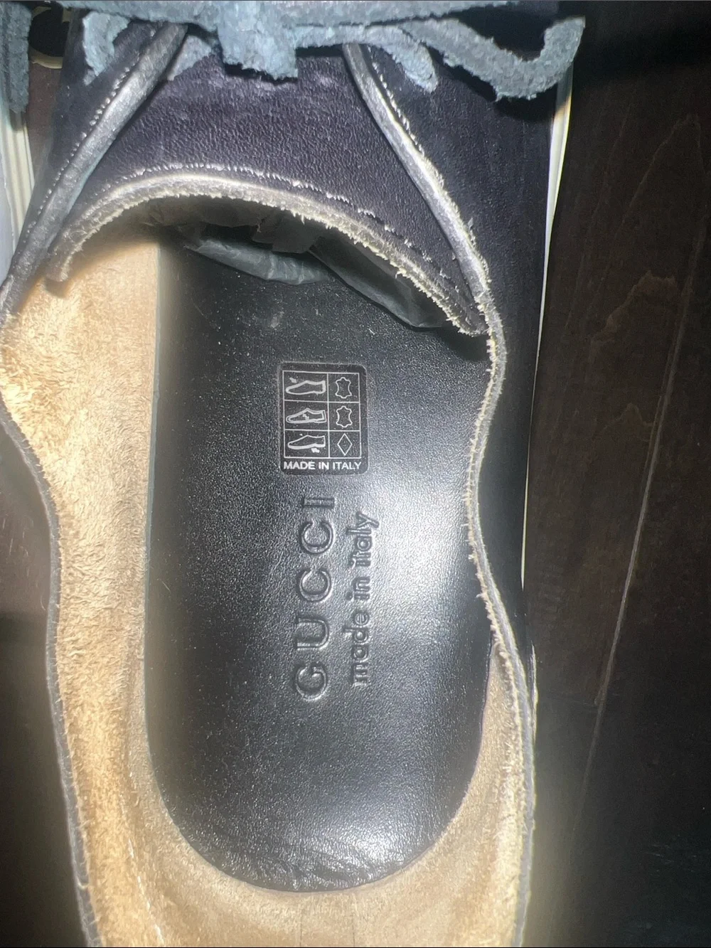 Authentic Gucci Black Leather Low-Top Sneakers with White Sole